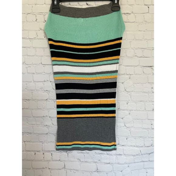 NWT UNIQ Striped Ribbed Knit Skirt size S/M - Picture 2 of 5